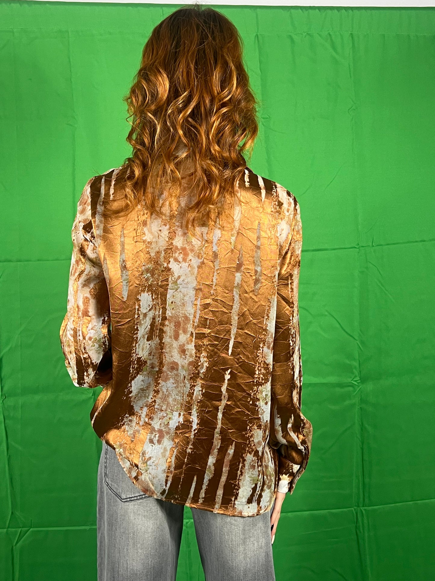 Camicia con stampa WUSIDE art. 25620 colore nero e bronzo