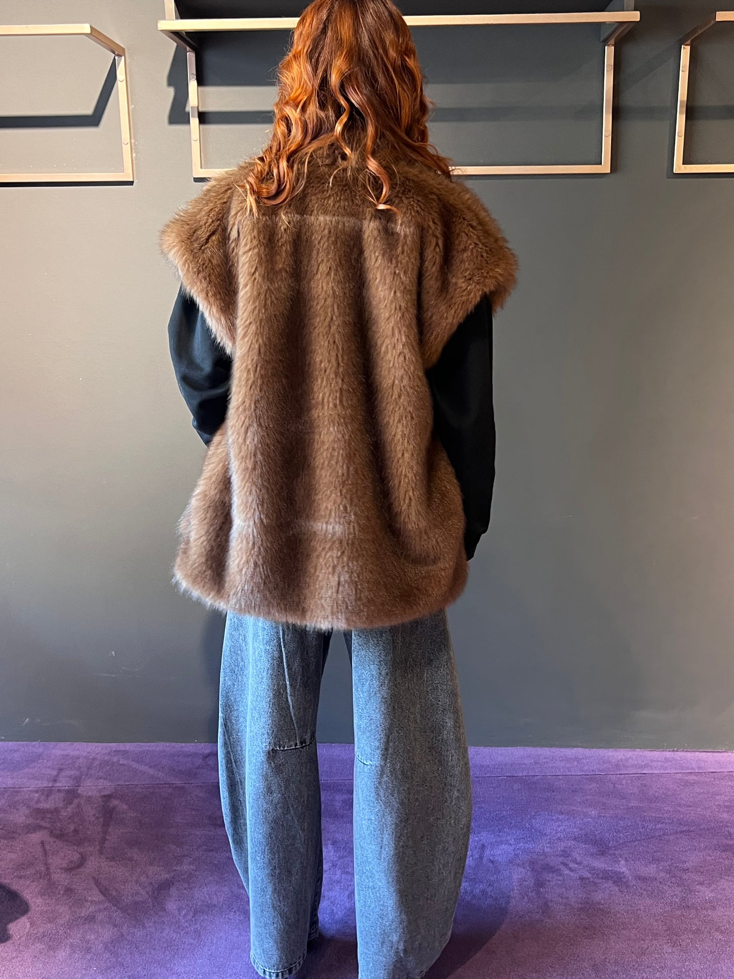 Gilet in ecopelliccia VIVIENNE art. V814624 colore verde, beige, marrone, bordeaux
