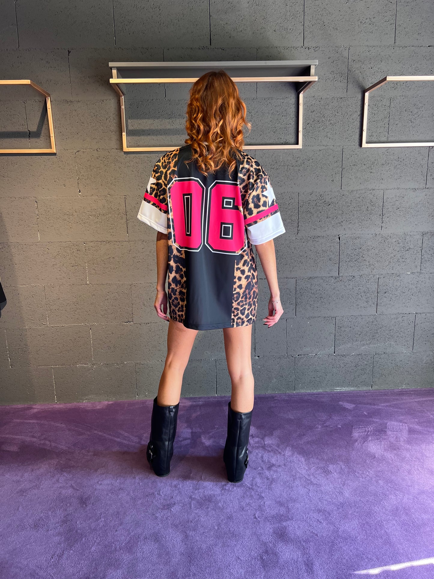 Maxi tshirt maculata con numero e scritta senza applicazioni THE LABO art. MADAME1 colore maculato