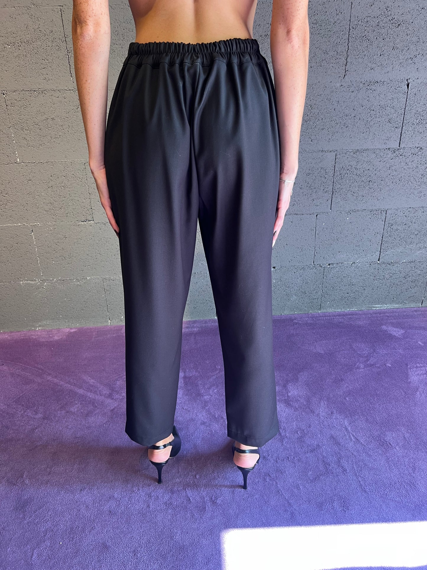 Pantalone con pences stretto sotto DIXIE art. PDDIKIIA colore rosa e nero