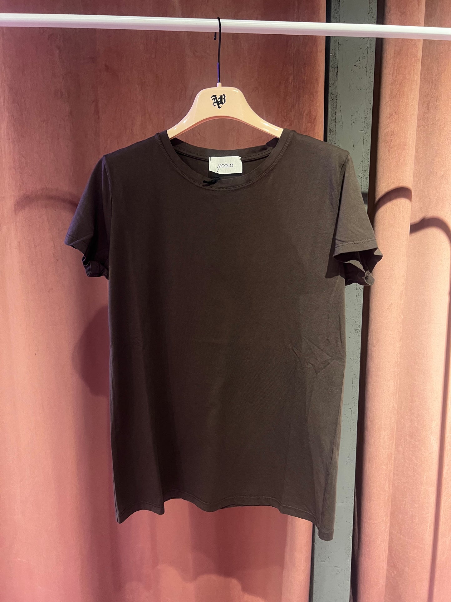 Tshirt regular VICOLO art. UD0057 colore verde, bordeuax, marrone