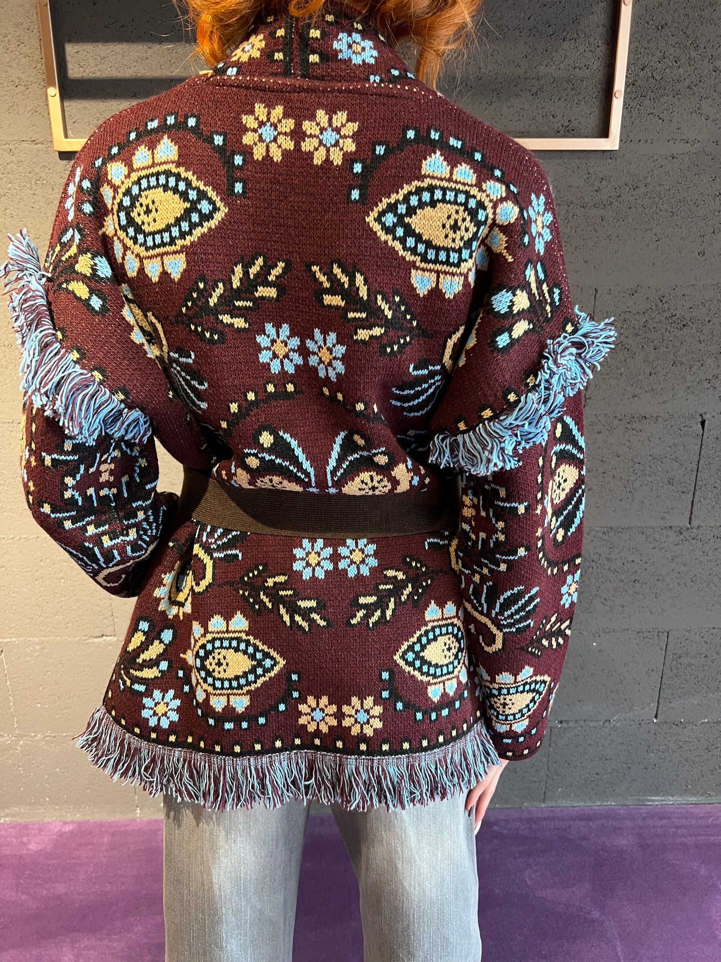 Cardigan  fantasia con frangia TENSIONE IN art. 25A586AI25 colore bordeaux