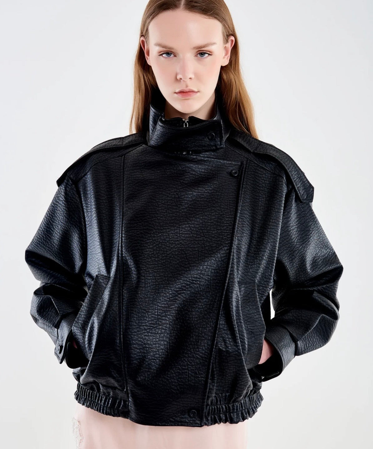 Bomber over effetto martellato VICOLO art. TAB1350 colore marrone e nero