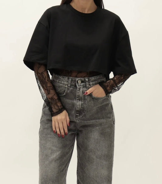 Tshirt crop con body in pizzo sotto HAVEONE art. TMA-P019 colore nero