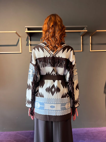 Cardigan con frangia fantasia , con cintura VICOLO art. 77190F colore nero e marrone