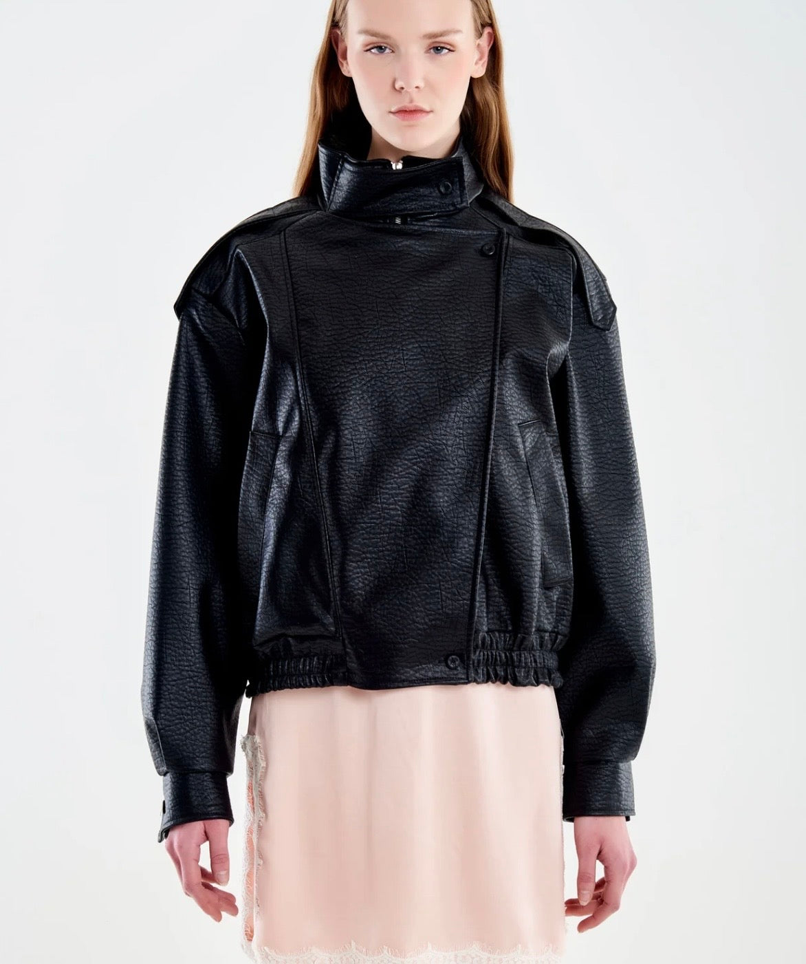 Bomber over effetto martellato VICOLO art. TAB1350 colore marrone e nero