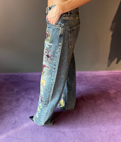 Jeans con ricami e toppe KONTATTO art. TU103N colore jeans