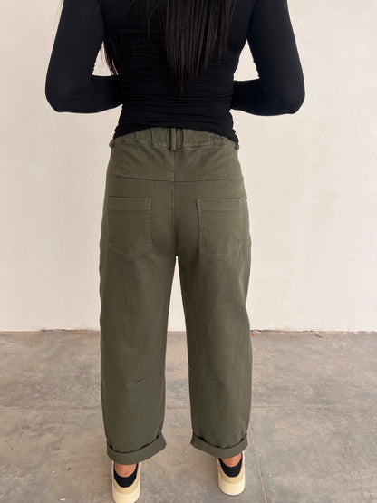 Pantalone modello ballon TENSIONE IN art. PA5137 colore verde e panna