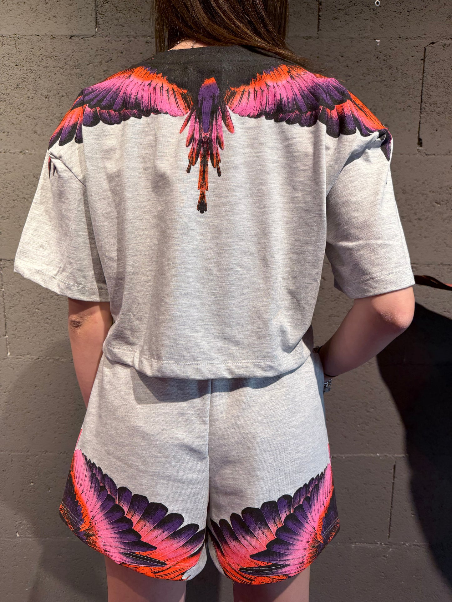 Maglia crop in jersey con stampa COUNTY OF MILAN art. 26ECM30122 colore bianco, grigio, nero, sabbia, rosa, fucsia, magenta