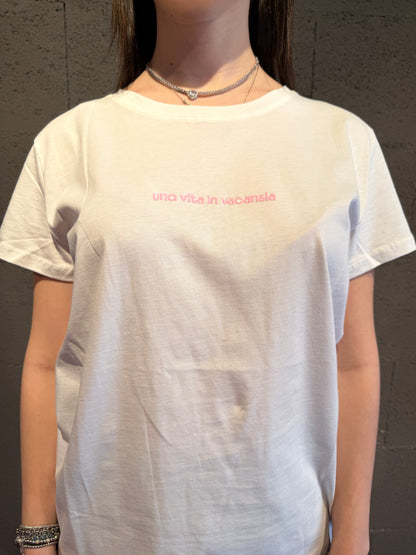 Tshirt "una vita in vacansia" VICOLO art. RAB0549 colore bianco