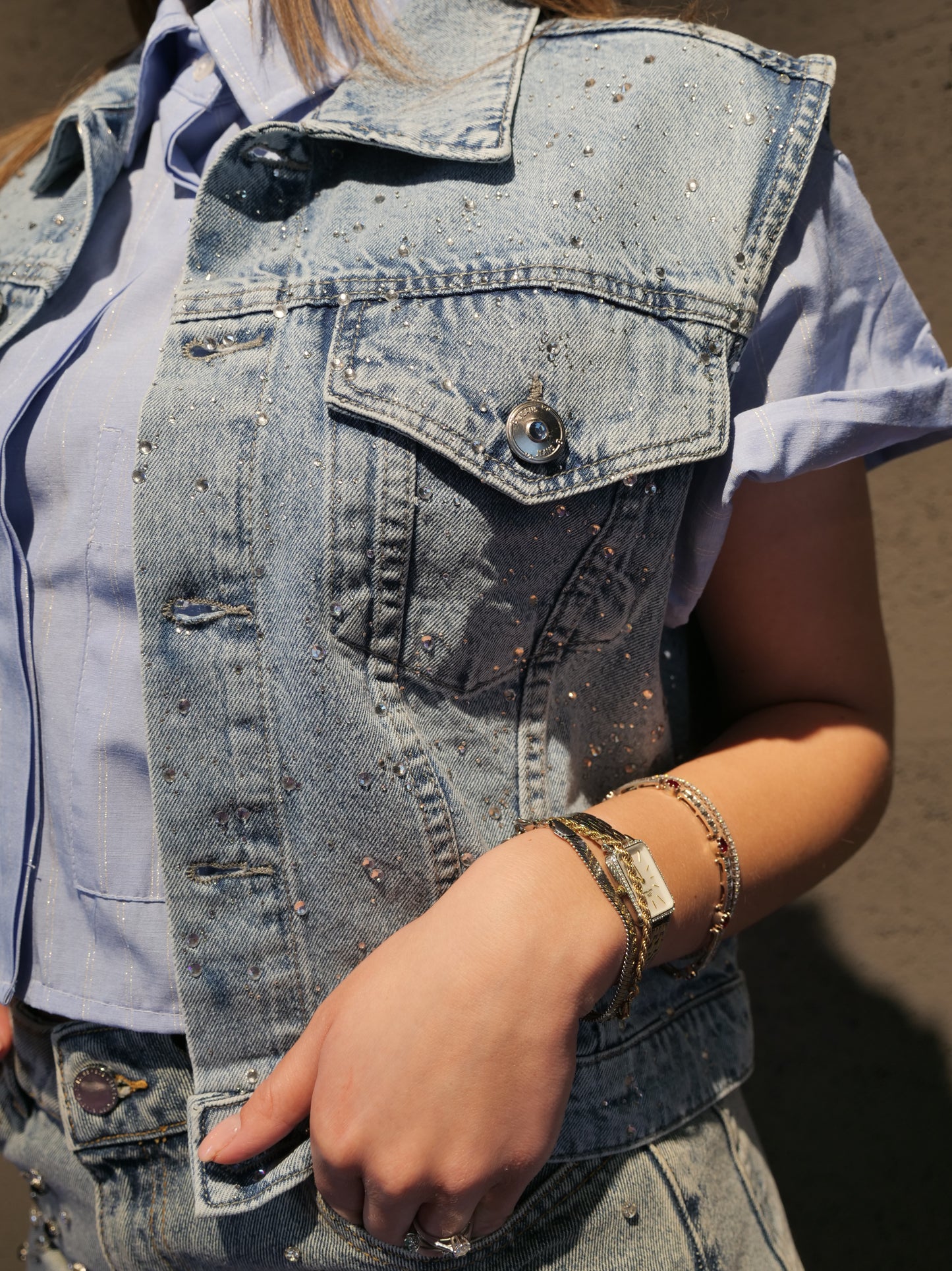 Gilet in jeans con strass BSB art. 229901 colore jeans