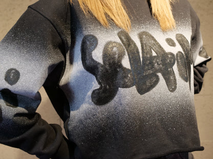 Felpa crop sfilacciata con scritta glitter DISCLAIMER art. 26EDS555574 colore bianco e nero